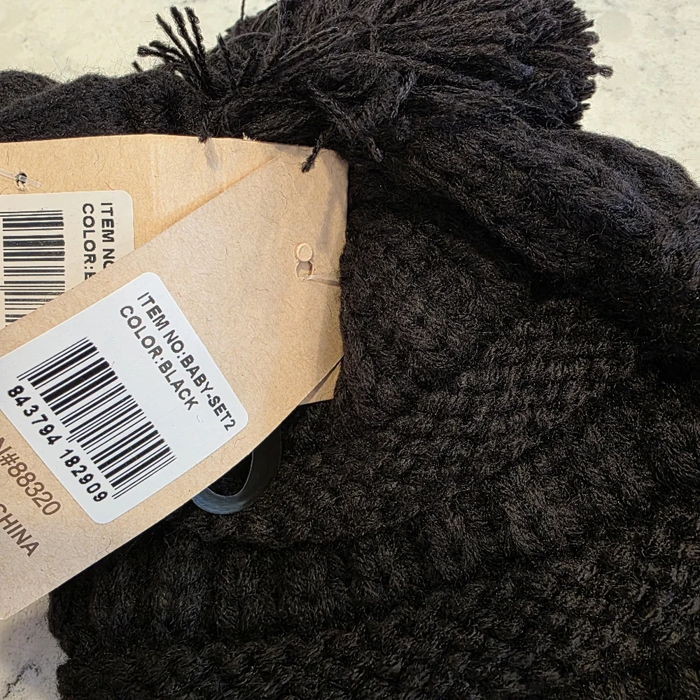 C.C Baby Pom And Mitten Set Black NWT! 0-9 Months